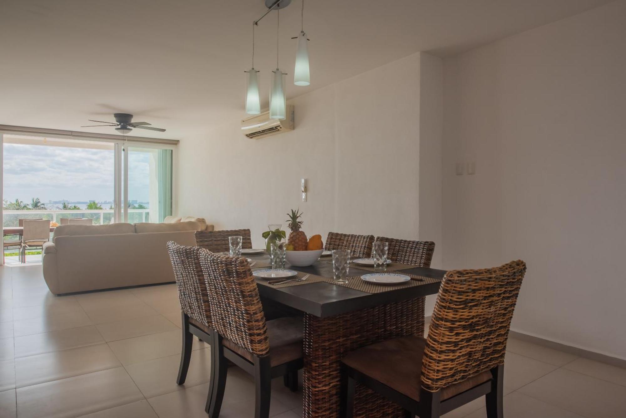 New Beachfront Luxury Apartments Cancún Exterior foto